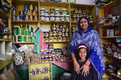 kashmira begum our indradhanush paint retailer now better supports her family
