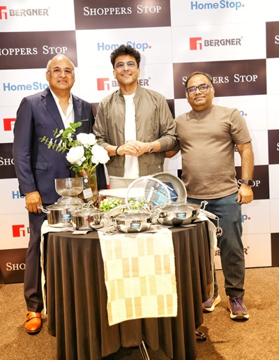 vikash khanna at homestop for shoppers stop bergner unveil hitech giro