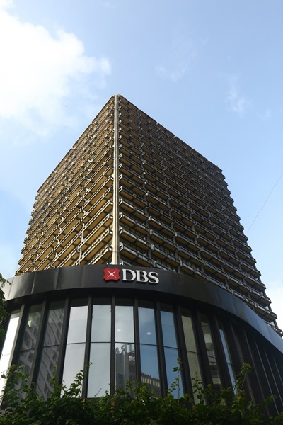 1098765432dbs bank india office facade