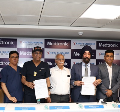 mou signing between kims sunshine hospital and medtronic india