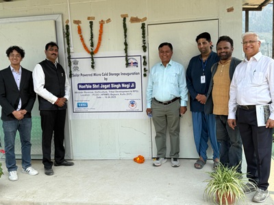 shri jagat singh negi inaugurated eesls solar powered cold storage