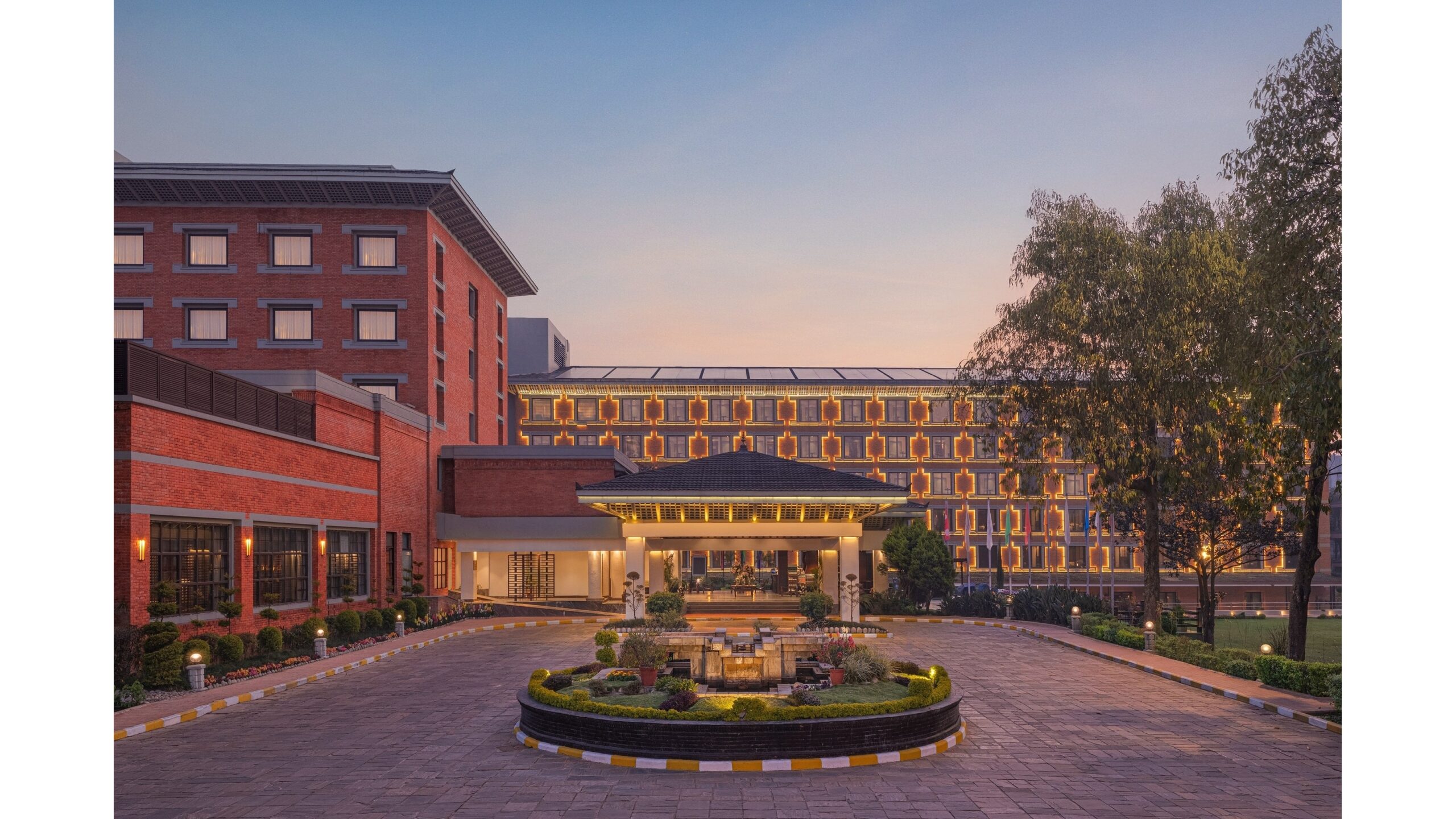 Hotel Facade The Soaltee Kathmandu scaled
