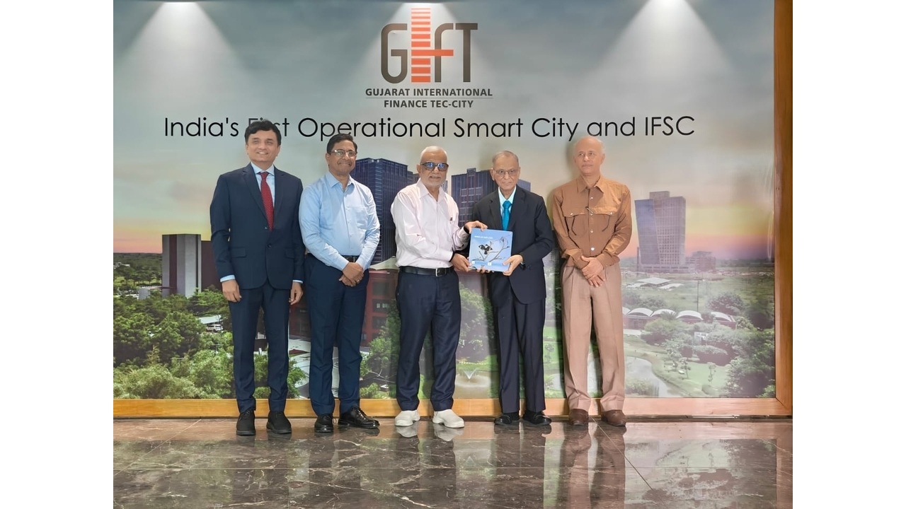 Infosys Founder N.R. Narayana Murthy Visits GIFT City
