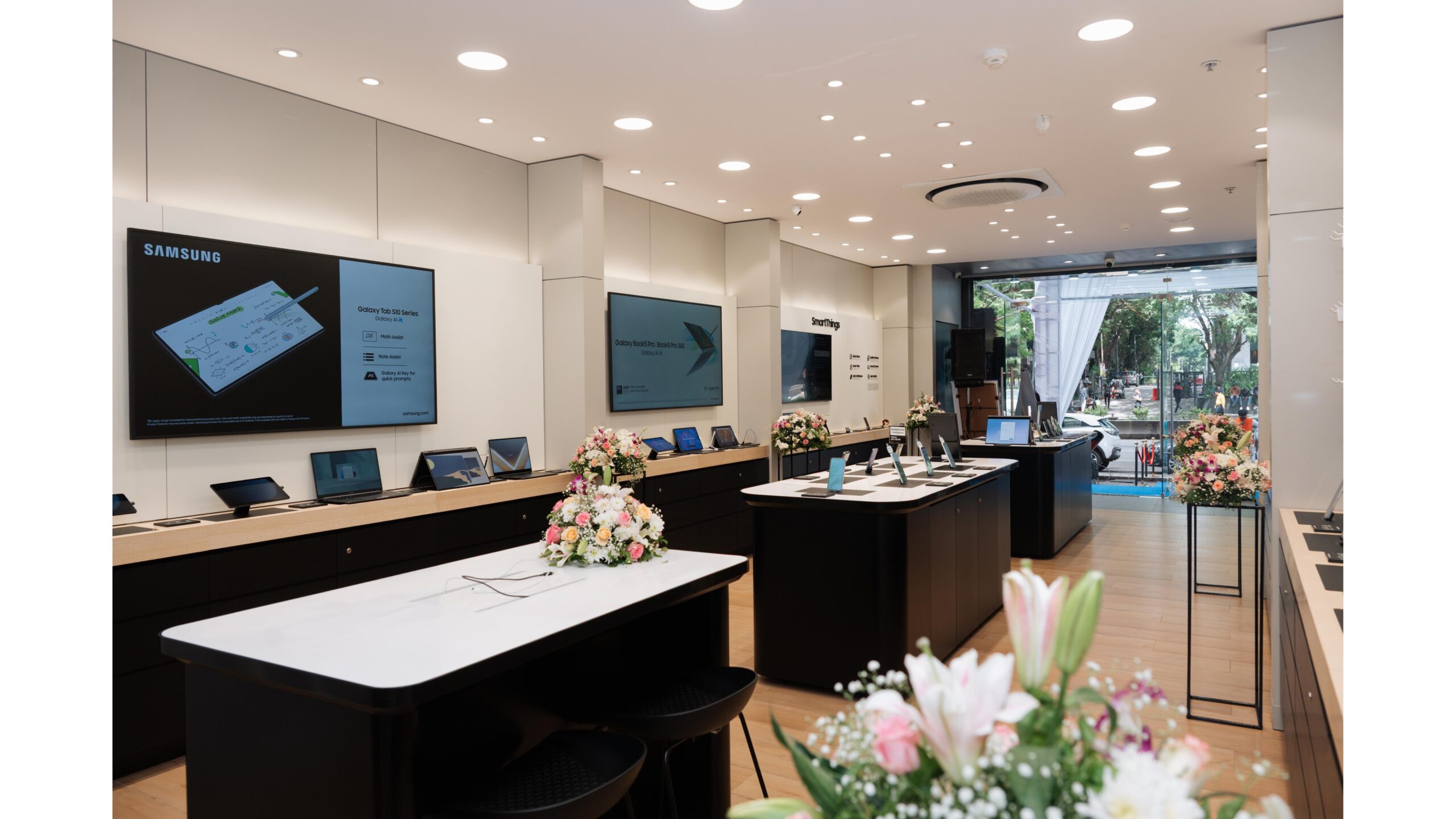 Samsung Store Viman Nagar 14 scaled